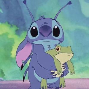 大鸡巴操骚逼淫语对白视频
